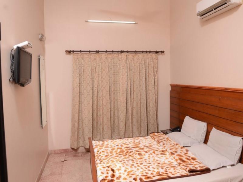 Capital O 10953 Dayal Lodge - A Boutique Hotel Agra  Kültér fotó