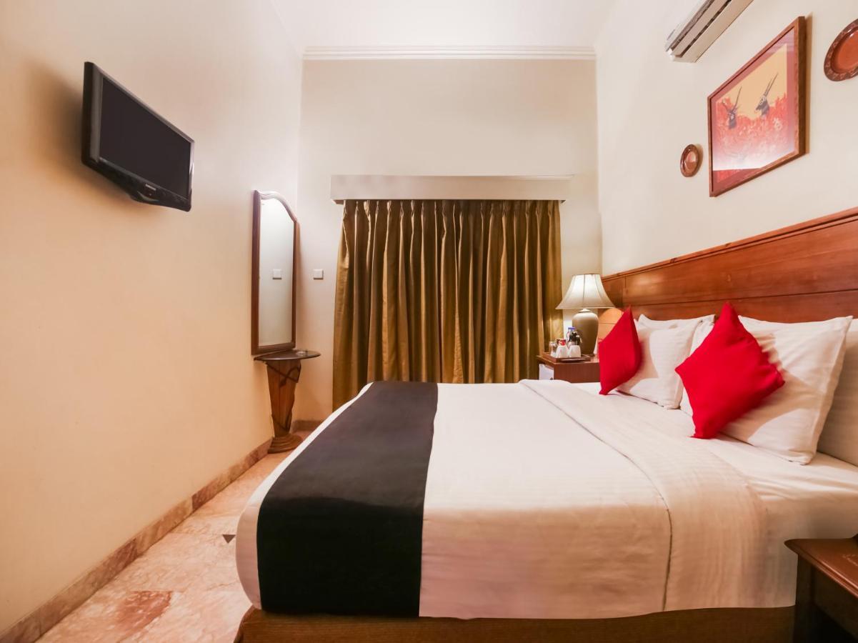 Capital O 10953 Dayal Lodge - A Boutique Hotel Agra  Kültér fotó
