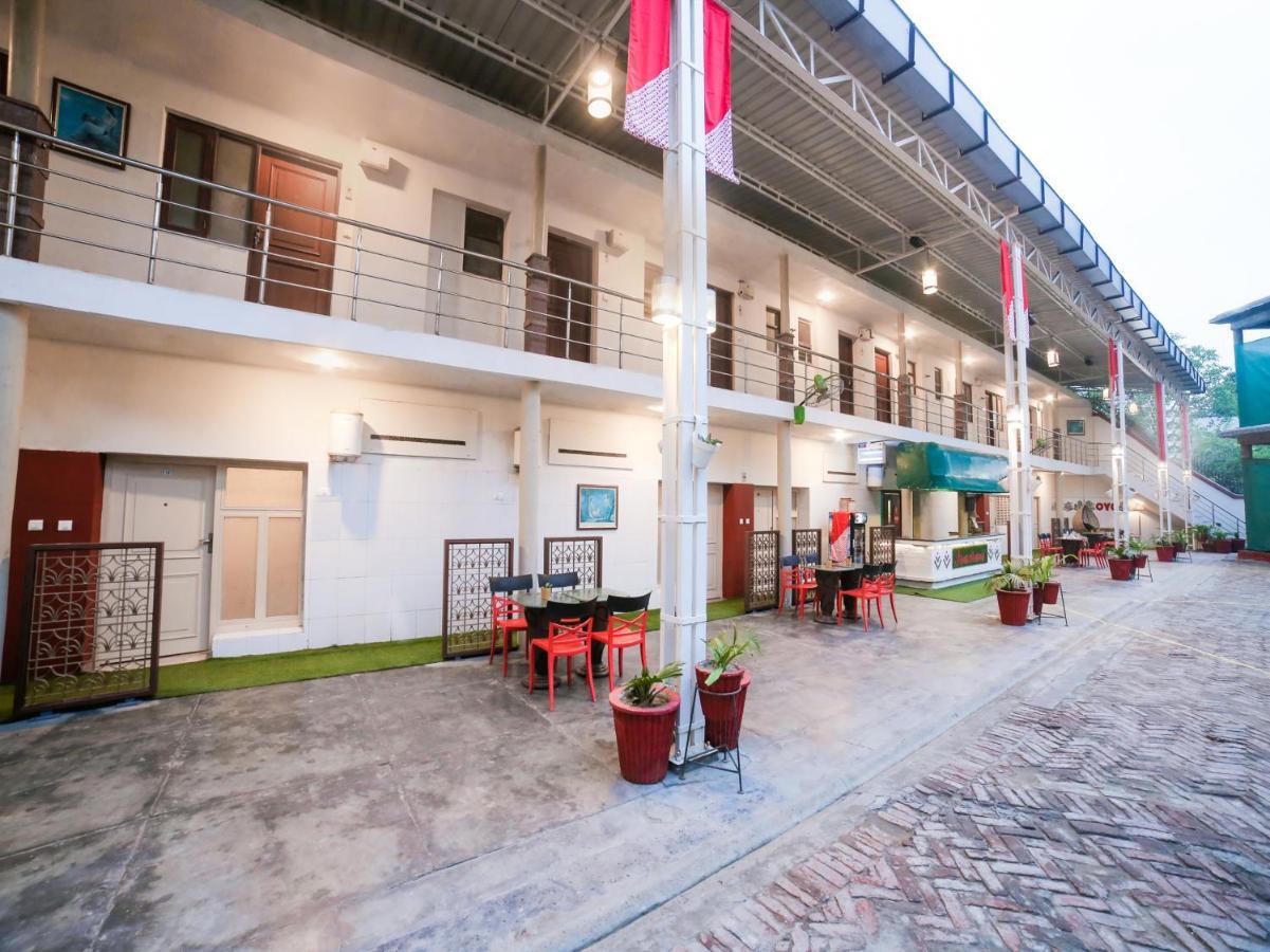 Capital O 10953 Dayal Lodge - A Boutique Hotel Agra  Kültér fotó