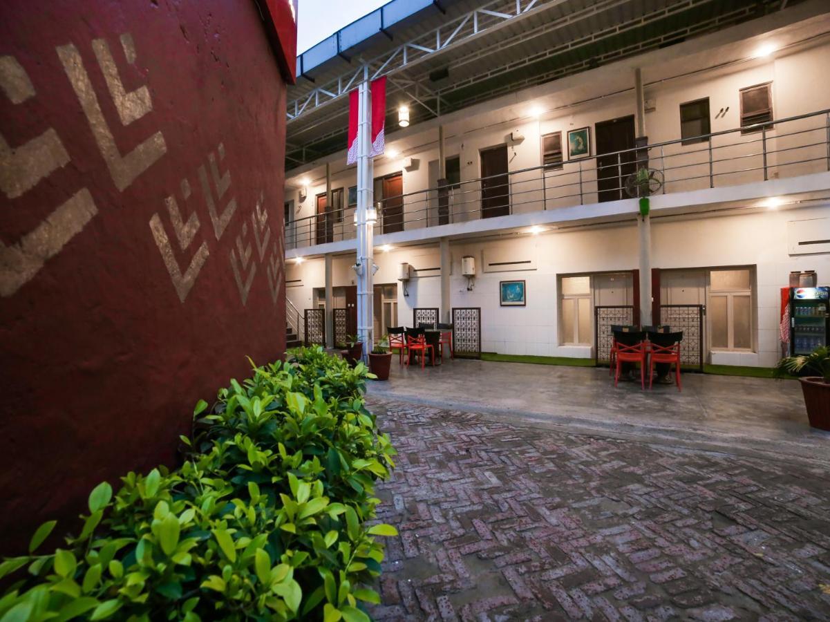 Capital O 10953 Dayal Lodge - A Boutique Hotel Agra  Kültér fotó